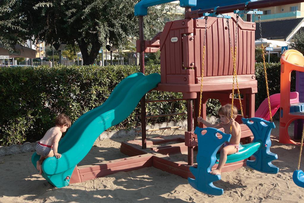 Gallia Club Hotel Cesenatico Dış mekan fotoğraf