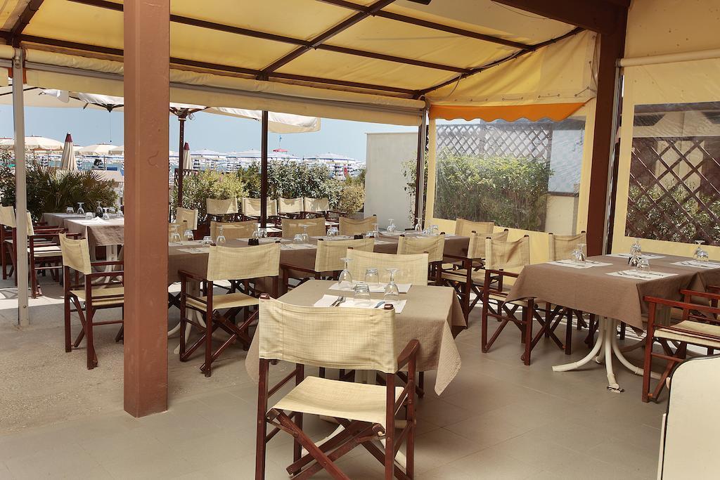 Gallia Club Hotel Cesenatico Dış mekan fotoğraf